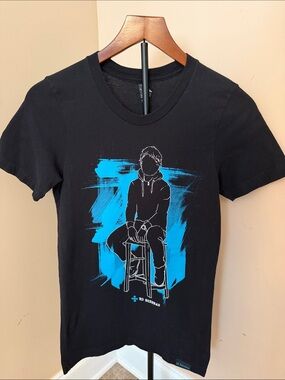 Black Short Sleeve Ed Sheeran Graphic Tee with Blue Illustration